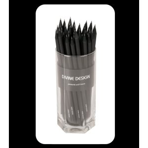 Bleistift aus schwarz durchgefärbtem Holz